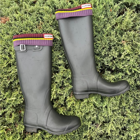 Hunter Shoes - Hunter Women's Original‎ Tall Rain Boots US Size 6 Matte Black With Boot Socks